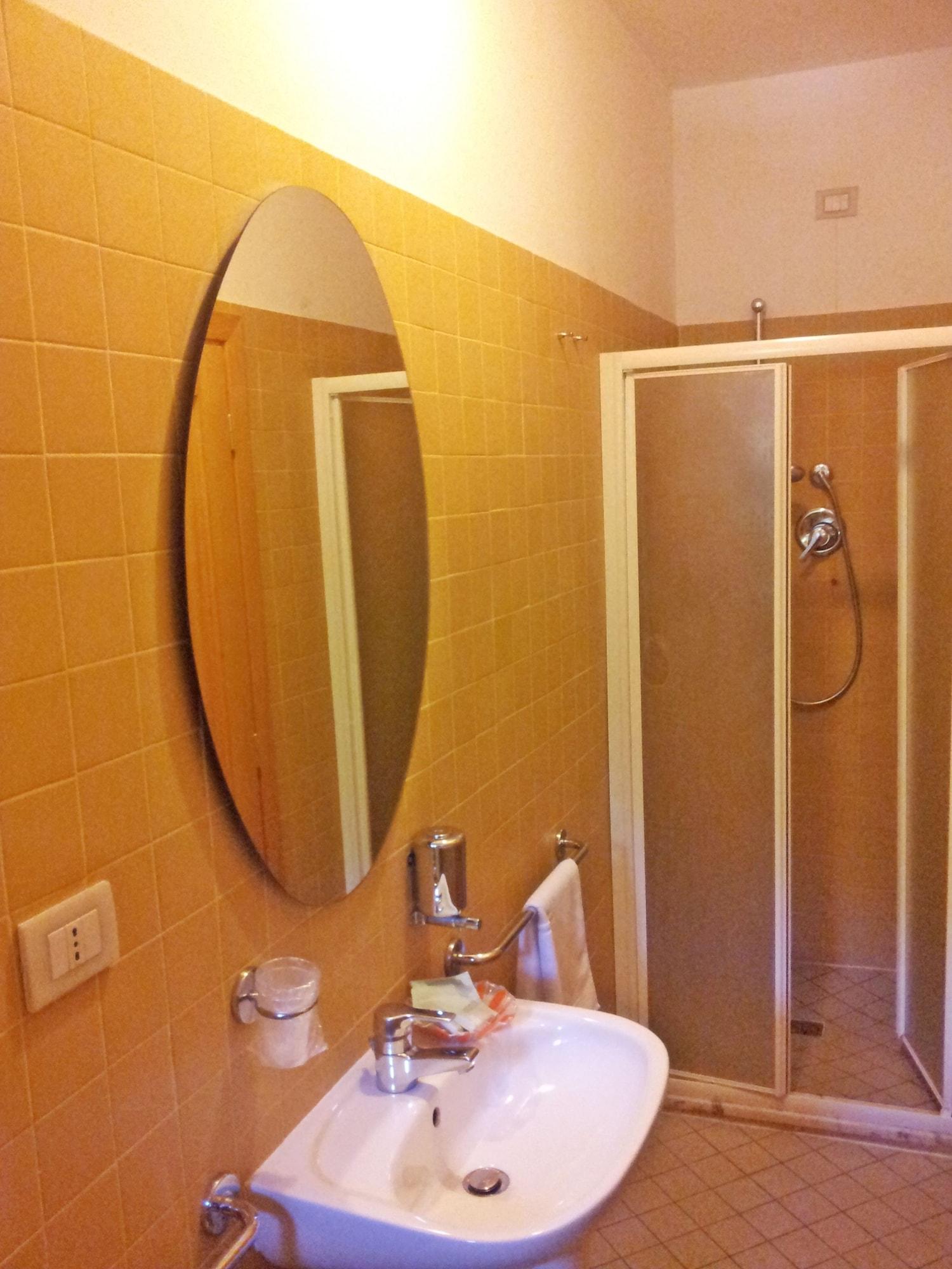 Hotel Tre Ceri Gubbio Kültér fotó