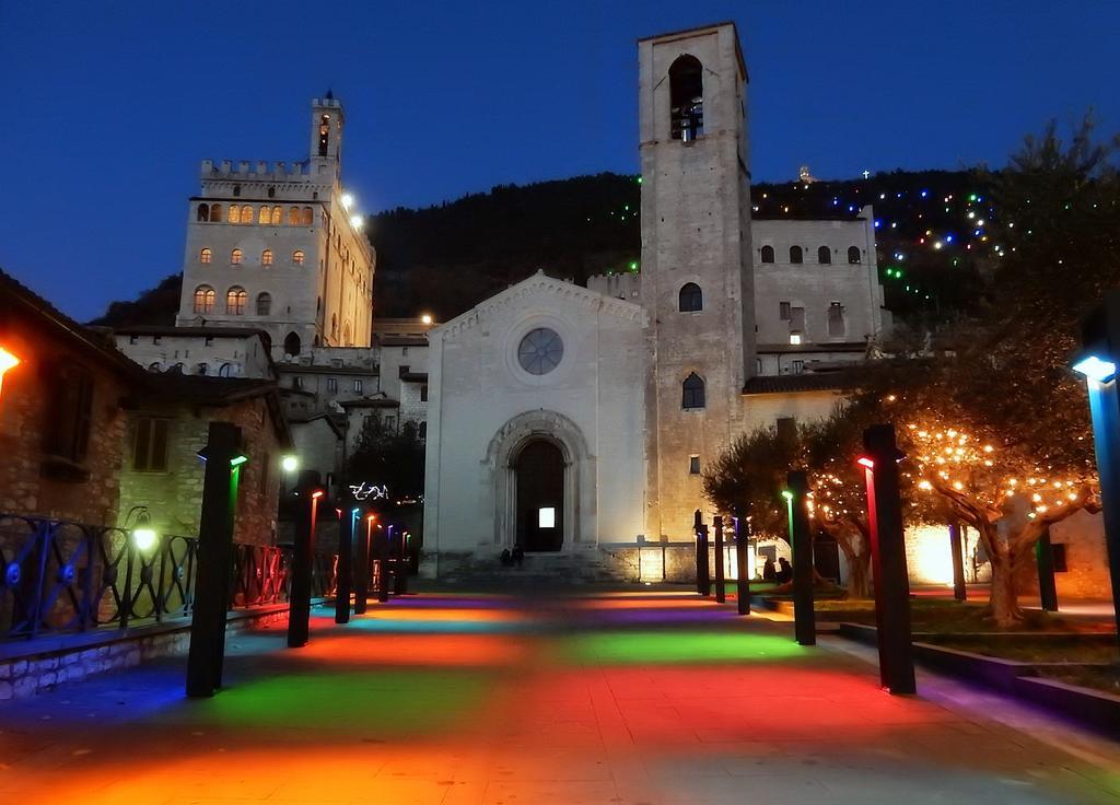 Hotel Tre Ceri Gubbio Kültér fotó