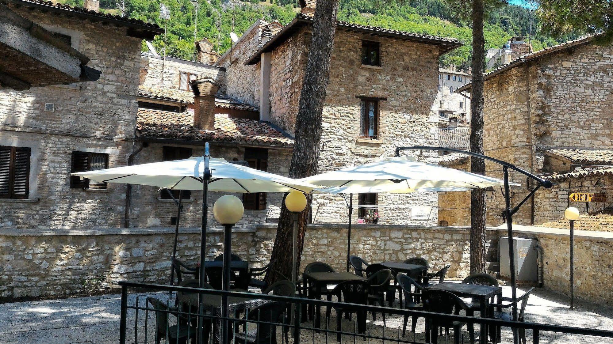 Hotel Tre Ceri Gubbio Kültér fotó