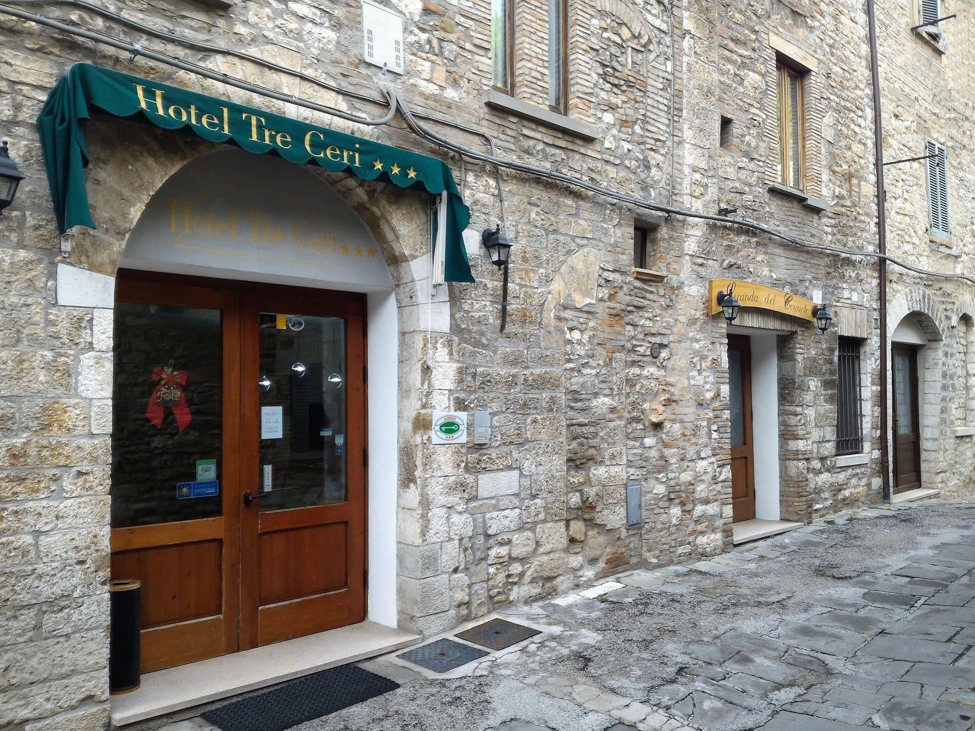 Hotel Tre Ceri Gubbio Kültér fotó